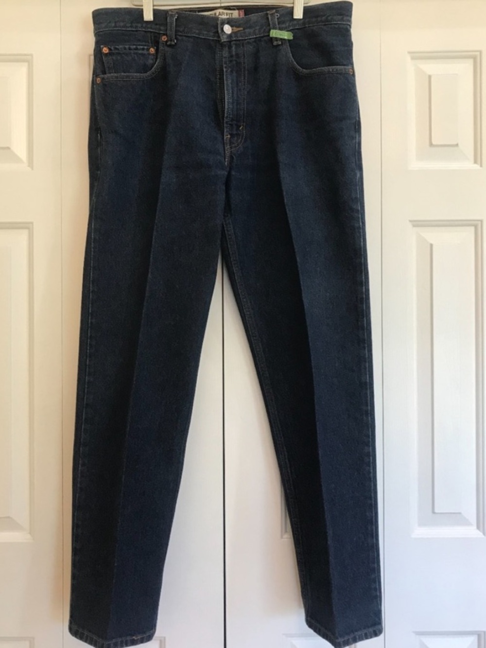 Levi's 505 Dark Blue Wash Regular Fit Straight Jeans. Size 36x32.